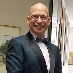 Meet your Posher, Zev